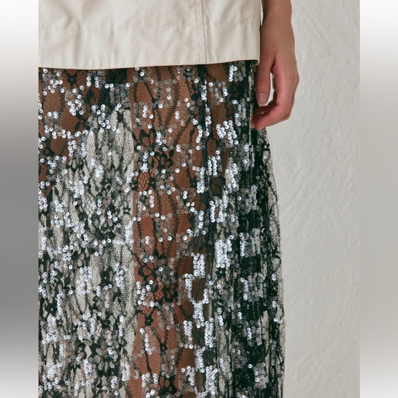 VRG GRL- Black and Cream Dress With Black and Silver Sheer Sequins-NWT Unopened - Picture 4 of 5